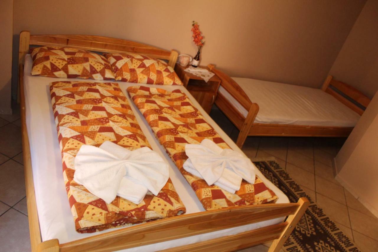 Kovacs Guesthouse Praid Ngoại thất bức ảnh